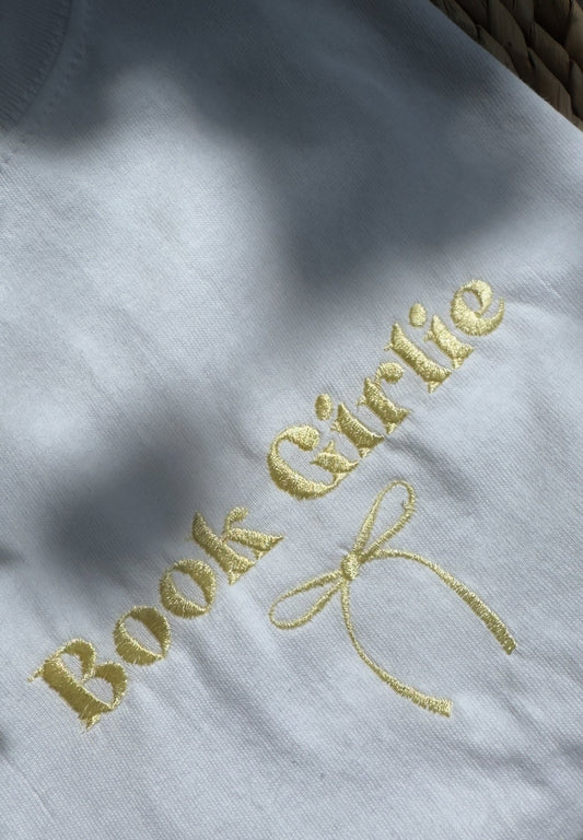 Book Girlie Tee/Sweatshirt/Hoodie