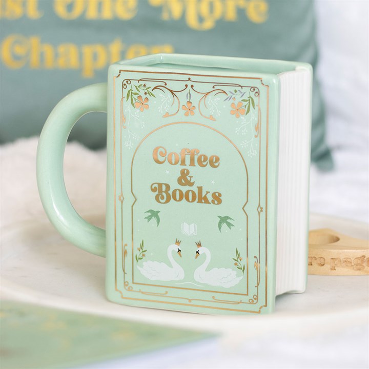 Green Ceramic Book Mug – 450ml | “Coffee and Books” Literary Gift